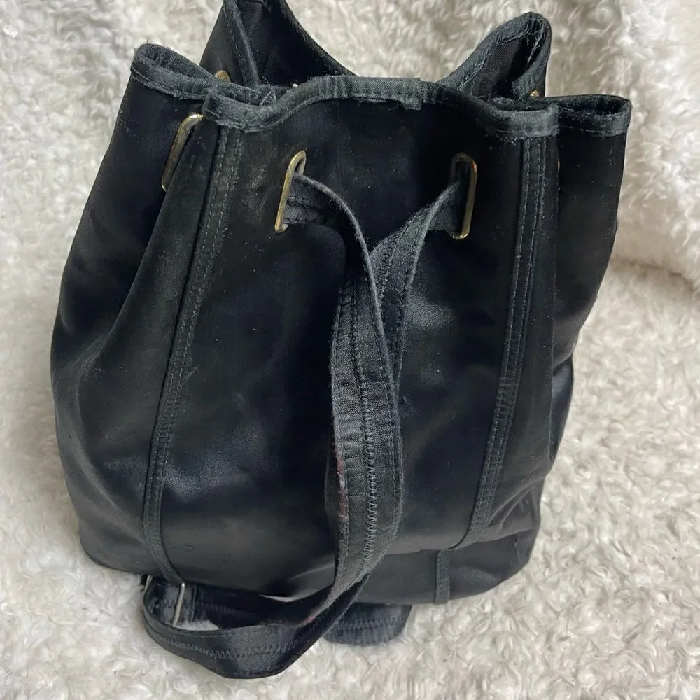 ANN KLEIN II Black Satin medium sling back brass accents .